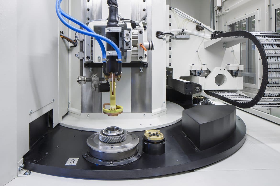 Induction heating with eldec Perfect preparation for welding