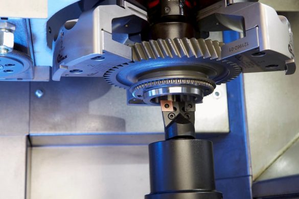 VLC 350 GT Turning/Grinding Machine—Hard Machining of Gears