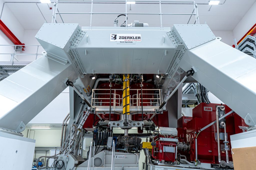 2 x 4 MW test stand for helicopter gearboxes