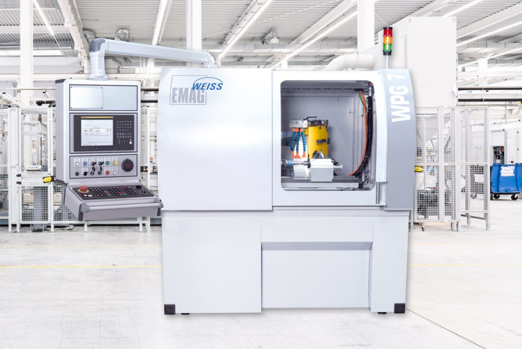 The WPG 7 delivers a modern approach to cylindrical grinding, combining flexibility, speed and automation-readiness in one machine.