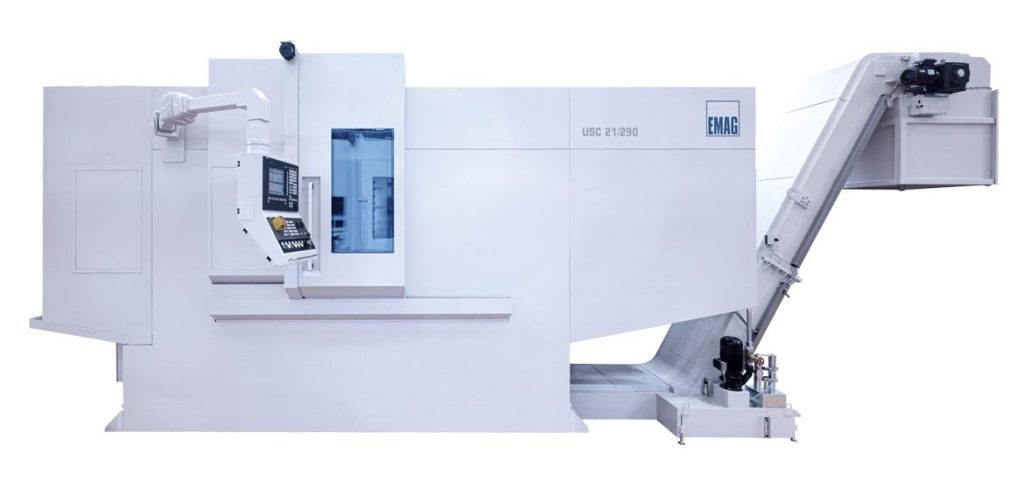 Front view of the EMAG USC 21 pipe processing machine; the stable machine structure and the good accessibility of the working area are visible.