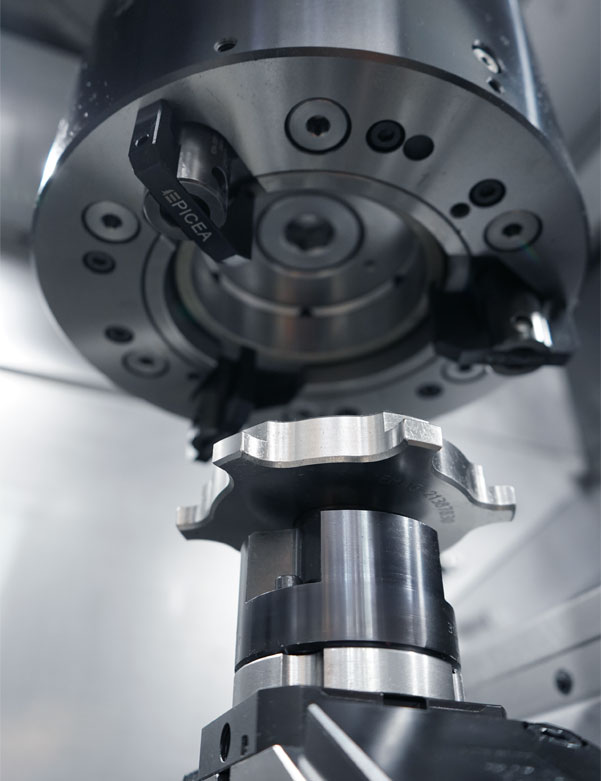 PICEA clamping system in the VL 4 lathe for precision workpiece clamping
