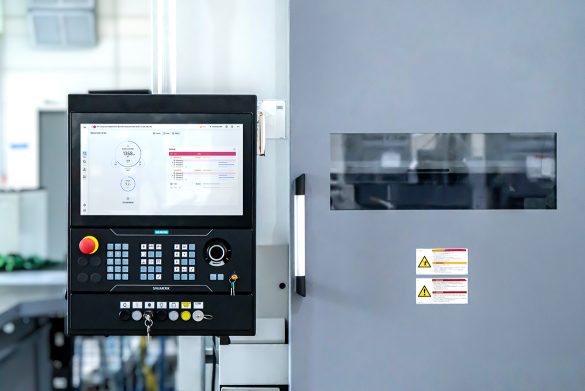 Qde Vsc Machine Sinumerik One at EMAG: Controlling the future