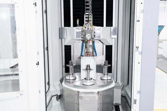 Härtemaschine MIND-L 1000 – Arbeitsraum Härtemaschine MIND-L 1000 – sehr gute Zugang zum Arbeitsraum.