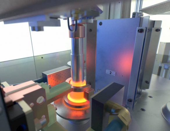 Induktionshärten mit MIND-L 1000 Induktionshärten mit der Härtemaschine MIND-L 1000 von EMAG eldec
