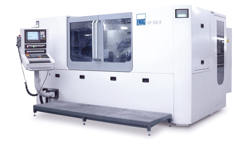GP 500 H Profilschleifmaschine von EMAG zum präzisen Schleifen von Doppelschrägverzahnungen für Aerospace und Helikopter.