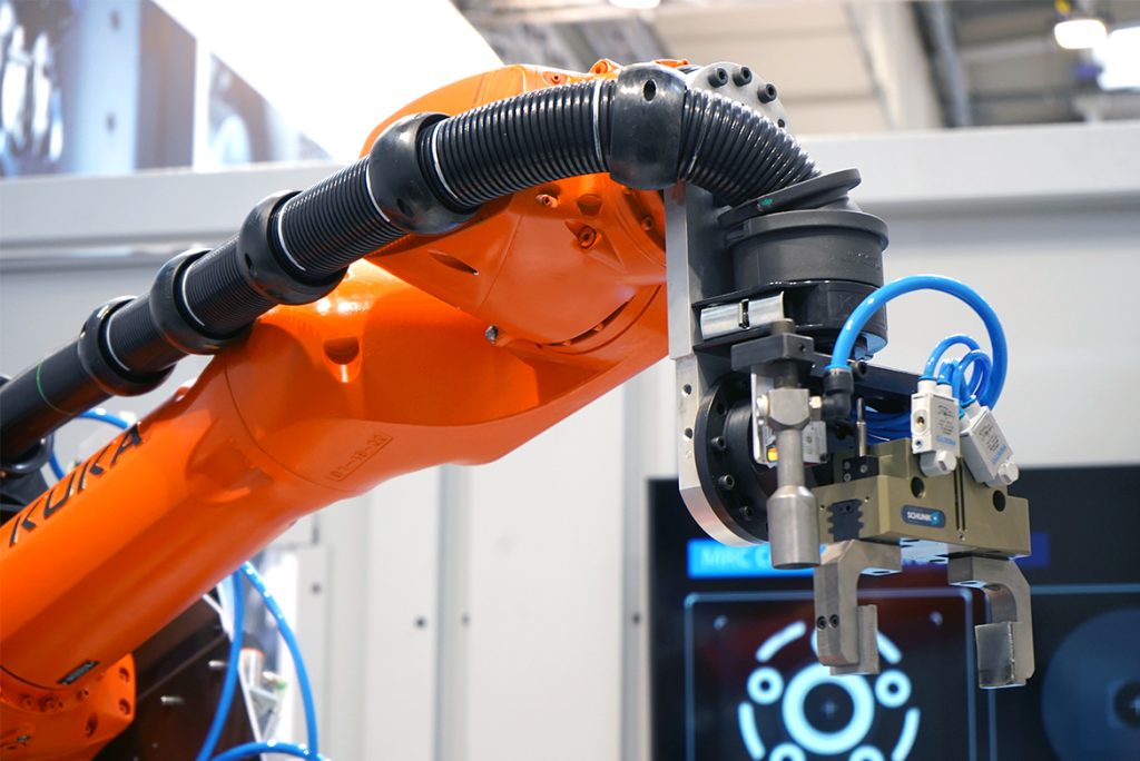 Standardisiertes Greifer- und Flanschsystem der MRC von EMAG. Modulare Greiferlösung für eine flexible Automatisierung.